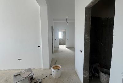 Apartament cu 3 camere decomandat în Urseni - 11