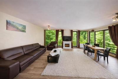 Apartament cu 3 camere decomandat, mobilat în Poiana Brașov