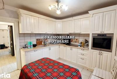 Apartament cu 3 camere decomandat în Central - 2