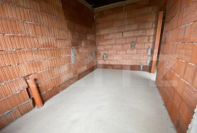 Casă cu 4 camere cu Teren 258 Mp în Moșnița Veche - 11