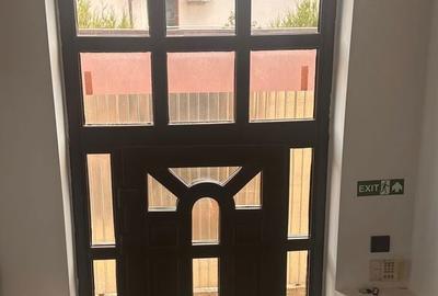 Casă cu 5 camere cu Teren 100 Mp în Tineretului - 1