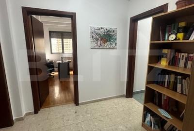 Apartament cu 4 camere, 137.36 mp, zona Primaverii - 1