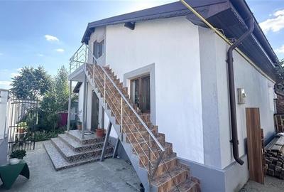 Casa Mobilata si Renovata, Situata intr-o Zona Excelenta in Navodari - 6