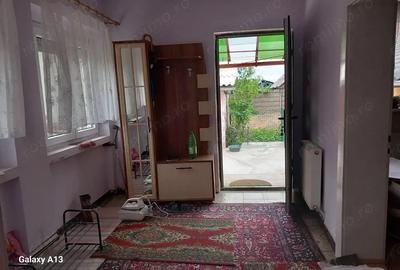 Casă cu 2 camere cu Teren 450 Mp în Central - 3