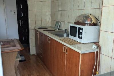 Apartament semidecomandat Tiglina 2 - 3