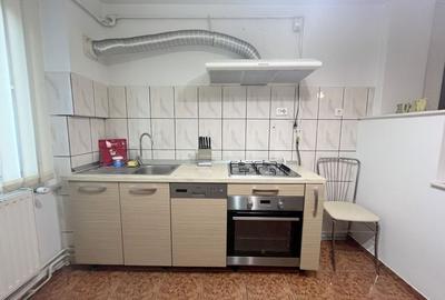 De închiriat apartament modern – Zona Medicină - 6