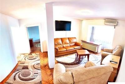 De vanzare  Apartament 4 camere Unirii
