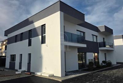 Duplex cu 5 camere cu Canalizare în Florești - 2