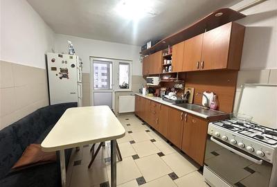 Apartament 3 camere, decomandat, 2 bai, 2 balcoane- Bulevardul Poitiers - 2