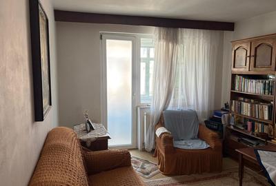 Apartament cu 2 camere decomandat în Central - 2