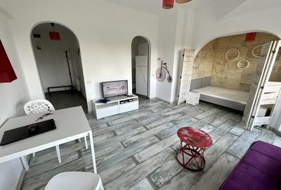 Romana / 3 min metrou / Centrala propie / Studio renovat / - 2