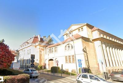 Spațiu comercial, de 97 mp, în Central - 2