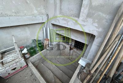 Casă individuală cu 10 camere cu Canalizare în Brazda lui Novac - 16