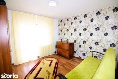 Apartament cu 3 camere decomandat în Petros - 4