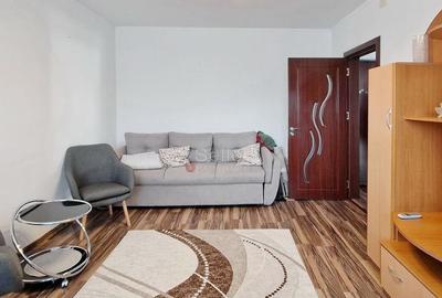 Apartament cu 3 camere decomandat, mobilat în Calea București - 9