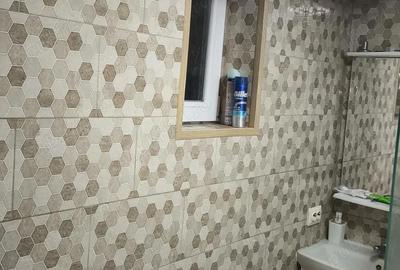 Casă cu 5 camere cu Teren 688 Mp în Central - 10