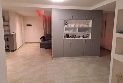Casă cu 3 camere în Macea - 1