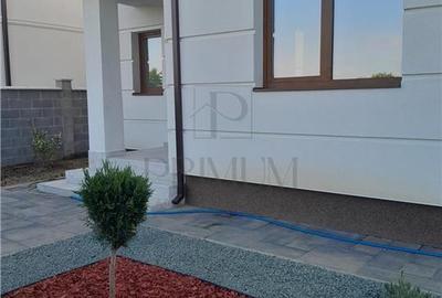 Duplex cu 4 camere cu Canalizare în Dumbrăvița - 3