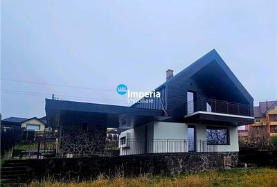 Proprietate deosebita zona Bucium Post Control - Priveliste Superba, Finisaje Ca - 1