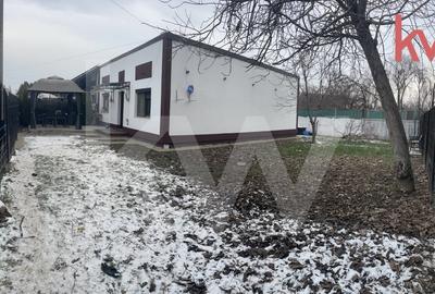 Triplex cu gradina si strada privata – confort, intimitate si stil - 3