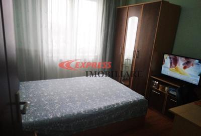 Apartament cu 3 camere decomandat în Dristor