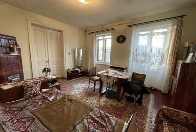 Casa traditionala,5 camere,162 mp.+ ANEXA,teren 300 mp,orasul vechi - 7