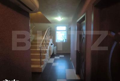 Casă cu 4 camere cu Teren 1300 Mp în Pielești