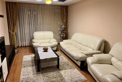 Apartament cu 3 camere decomandat în Tudor - 1