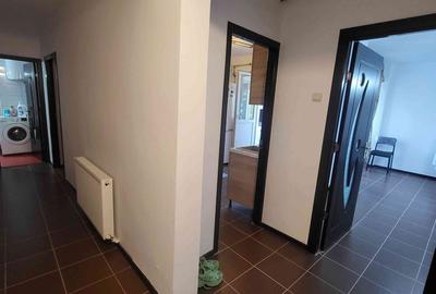 Apartament cu 2 camere decomandat în Șerbănești - 1