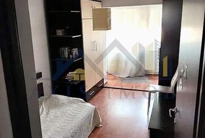 Apartament cu 3 camere decomandat în Unirii Sud - 2
