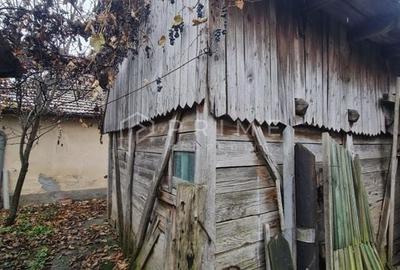 Casă cu teren de 1.000 m² – utilități complete, ideală pentru renovare - 6