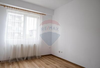 Apartament cu 3 camere de inchiriat - 9