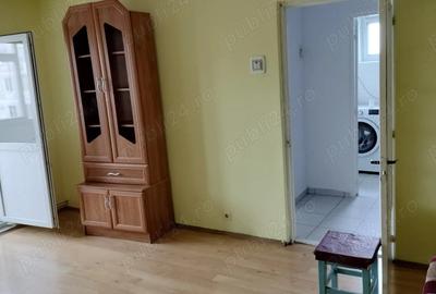 Garsonieră decomandată în Central - 2