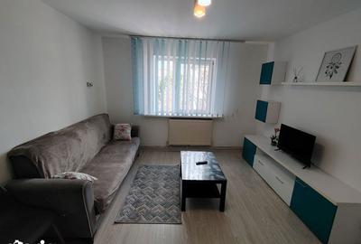 Apartament cu 2 camere în Micro 6 - 2