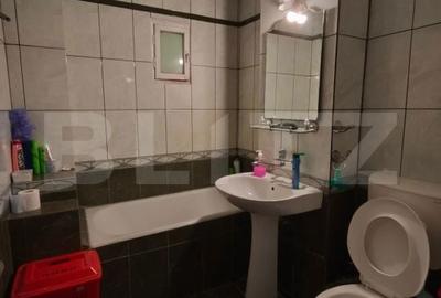 Apartament cu 3 camere decomandat în Craiovița Nouă - 8