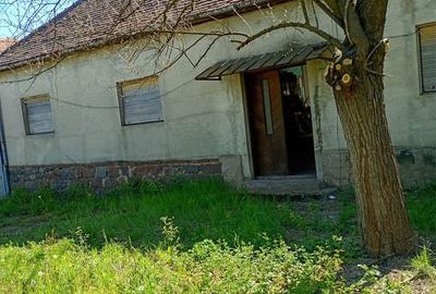 Casă cu 4 camere în Almaș - 7