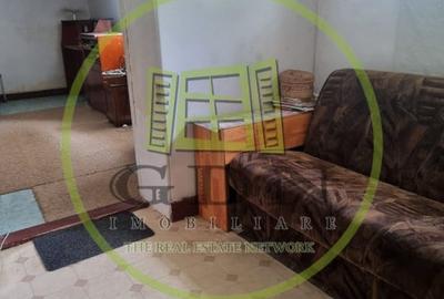 Proprietate spre vanzare,  formata din 2 case suprafata totala 440 mp - 11