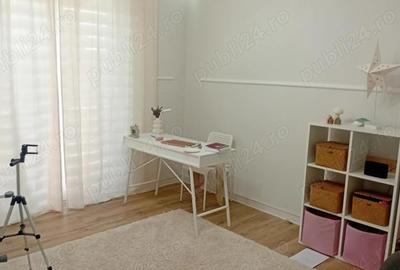 Casă cu 5 camere cu Teren 375 Mp în Central - 8