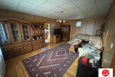 Casă cu 6 camere cu Teren 1495 Mp în Sâncraiu de Mureș - 10