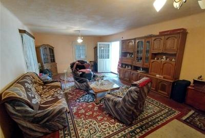 Casă individuală cu 8 camere cu Teren 3800 Mp în Răchitova - 16