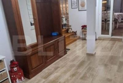 Casă cu 7 camere cu Teren 1253 Mp în Central - 9
