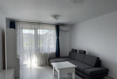 Apartament cu 2 camere decomandat, mobilat în Borhanci