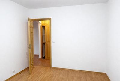 Apartament cu 3 camere decomandat, mobilat în Nicolina - 4