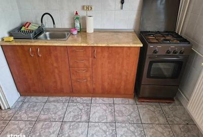 Garsonieră decomandată în Vitan