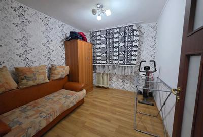 Apartament cu 3 camere semidecomandat, mobilat în Titan - 2