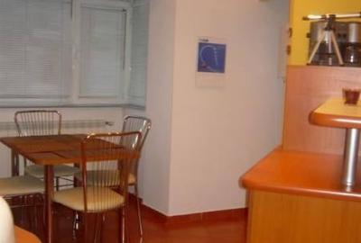 Piata Victoriei, bloc 1994, liber, 850 euro - 3