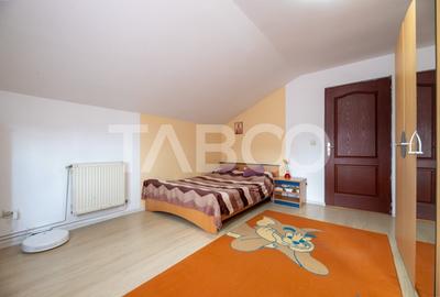 Casa de vanzare cu 4 dormitoare 2 bai si pivinita in Selimbar - 5