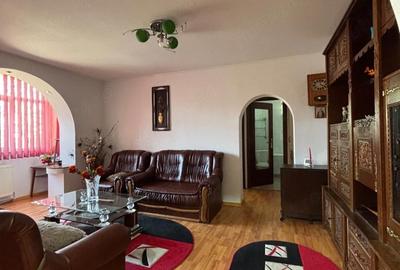 Apartament cu 2 camere semidecomandat în Central - 4