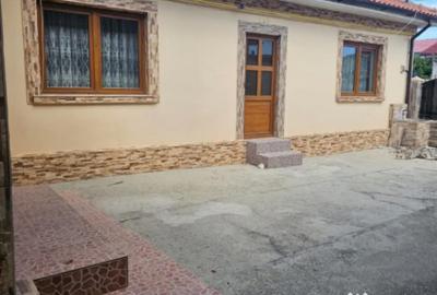 Casă cu 3 camere cu Teren 181 Mp în Brătianu - 6
