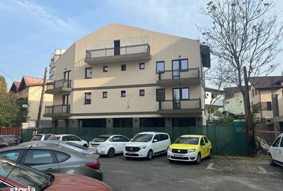 Casă cu Teren 240 Mp în Vitan - 1